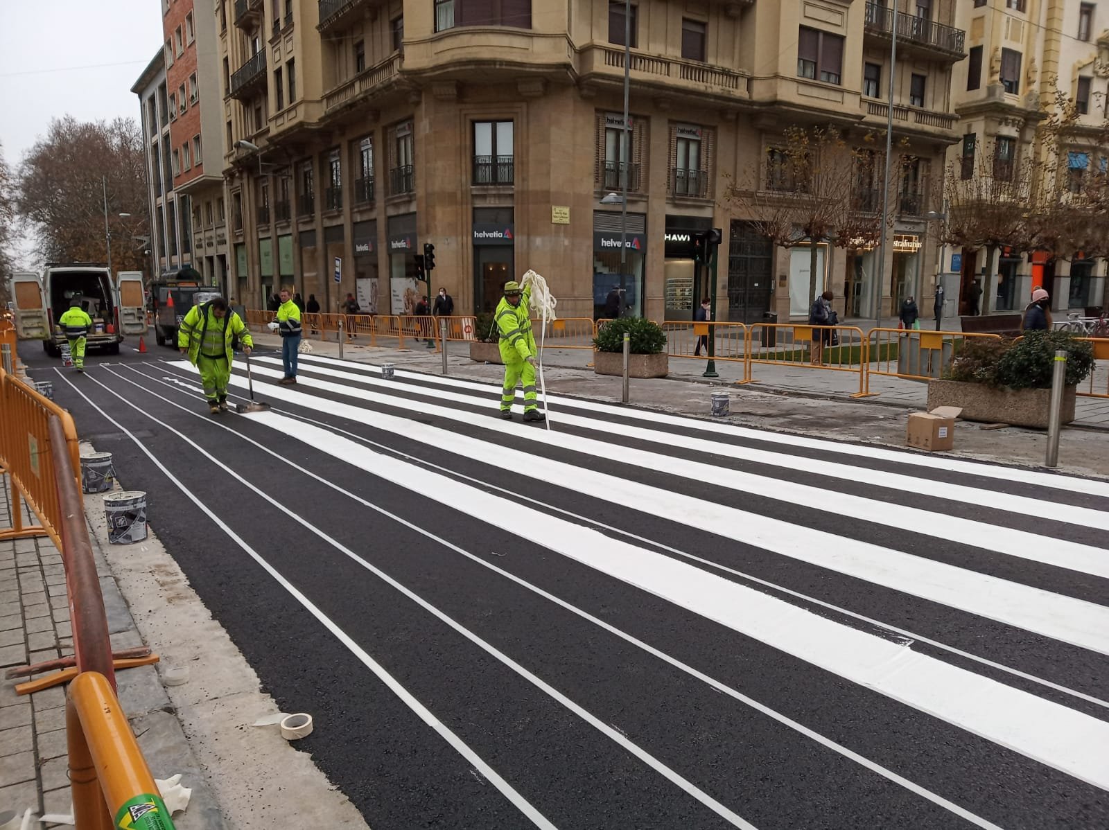 Esta tarde se reabre la calle Cortes de Navarra tras las obras de reasfaltado de esta semana