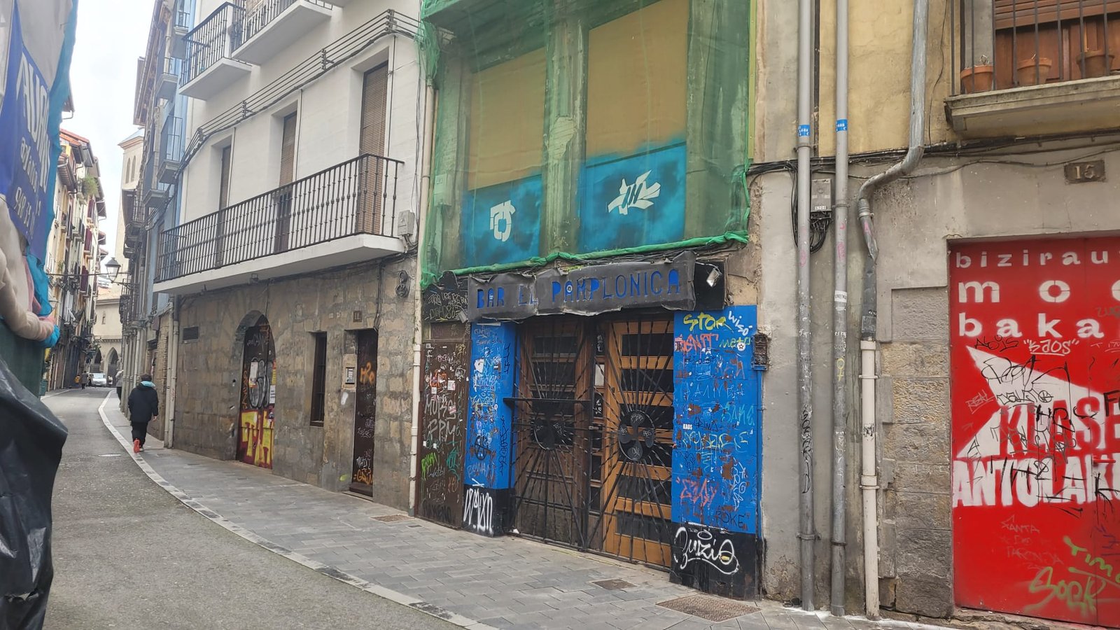 El Ayuntamiento de Pamplona ha decidido declarar en ruina el inmueble ubicado en la calle Jarauta,13, por las deficiencias constructivas del edificio