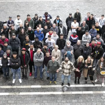 Las Escuelas Taller del Centro de Formación de Landaben del Ayuntamiento de Pamplona visitan la Casa Consistorial