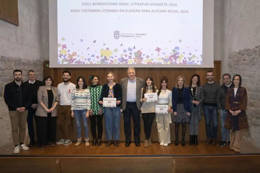 entrega premios certamen literario euskera