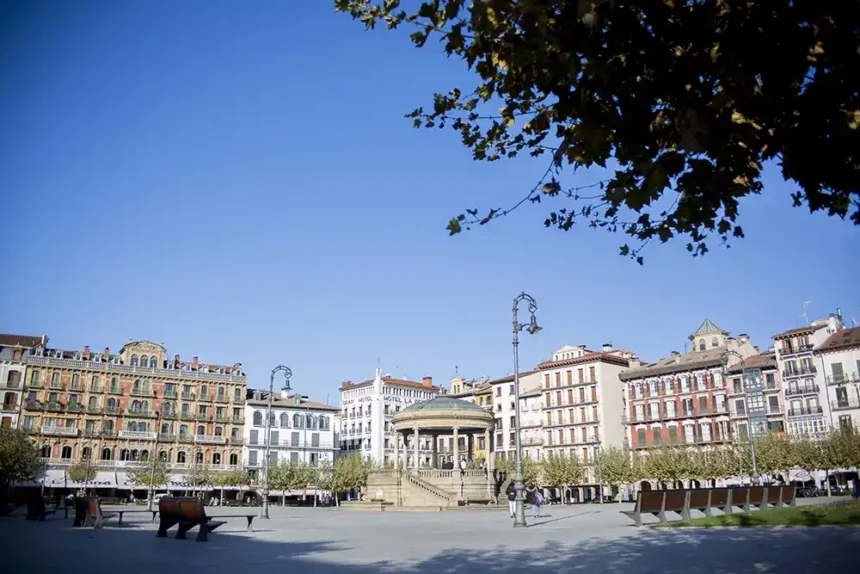 rehabilitación casco antiguo plaza castillo