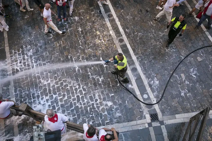 limpieza sanfermines