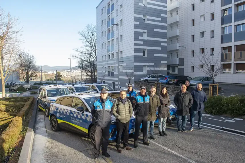 visita comisión presidencia vehículos policía municipal